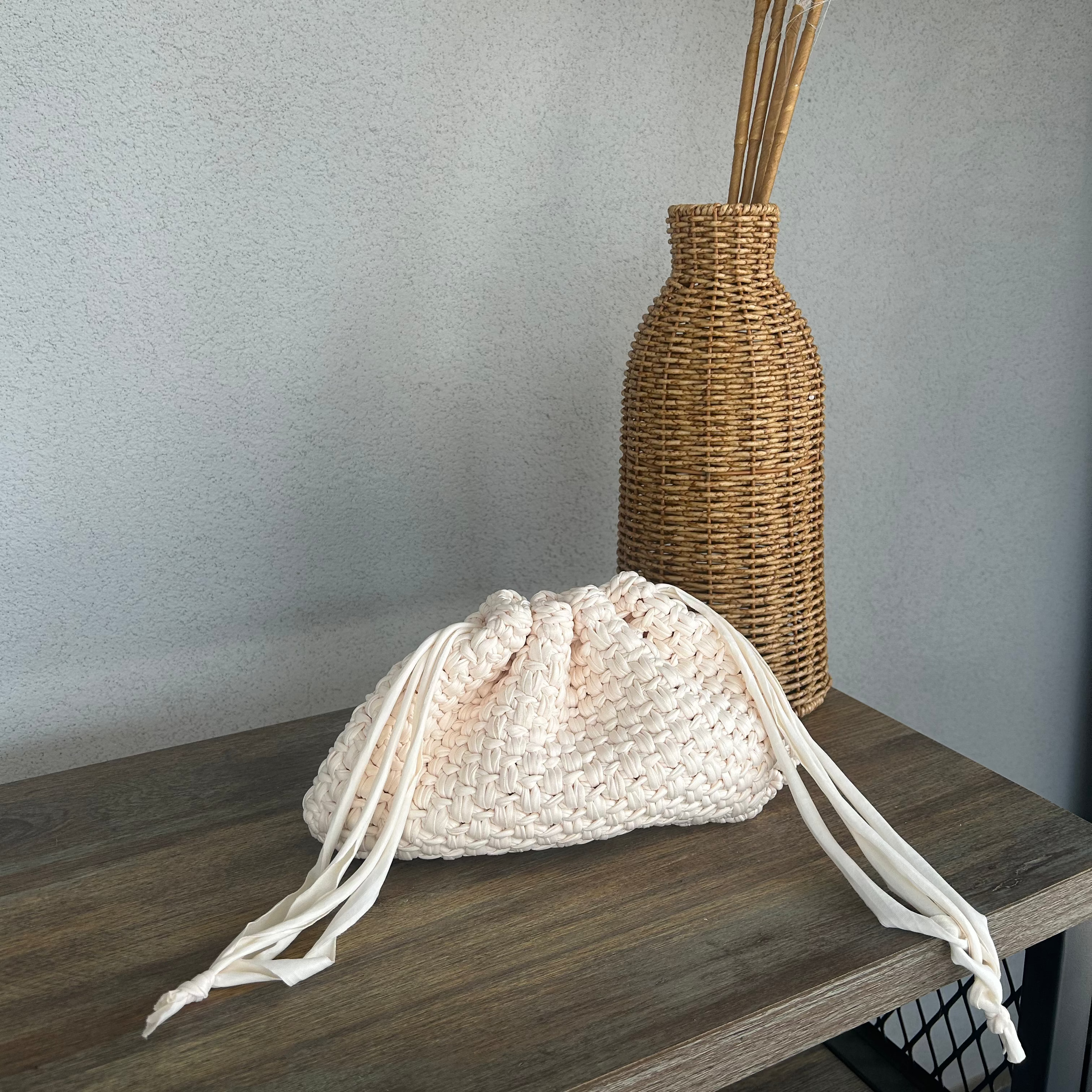 Pouch bag